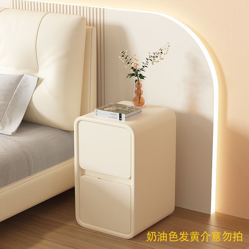 2025 nueva mesa de cabecera de madera maciza simple y moderna pequeña sensación de lujo crema viento dormitorio casero cabecera