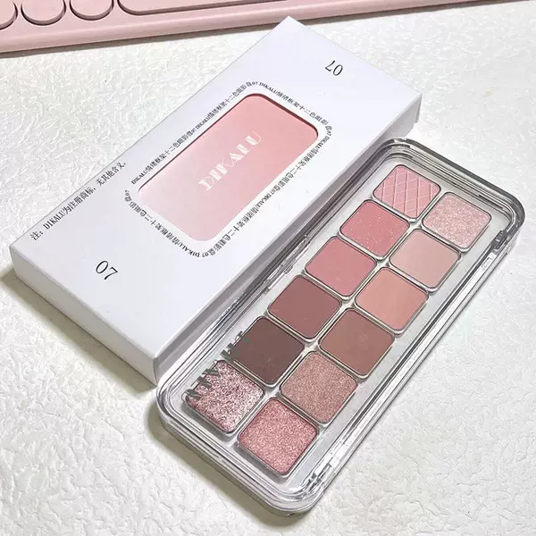 Silty knock delicate! Twelve Eyeshade Plate Matte Glittering Naked Saturated Pink Earth Light Makeup Fake Plain Daily