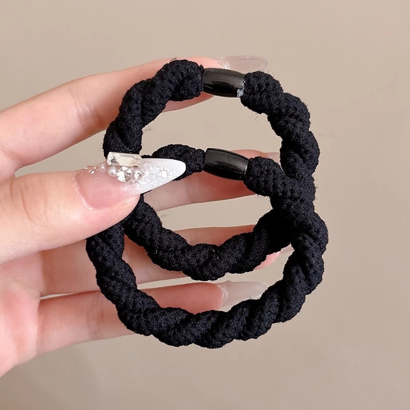 4 # Dos raíces negras