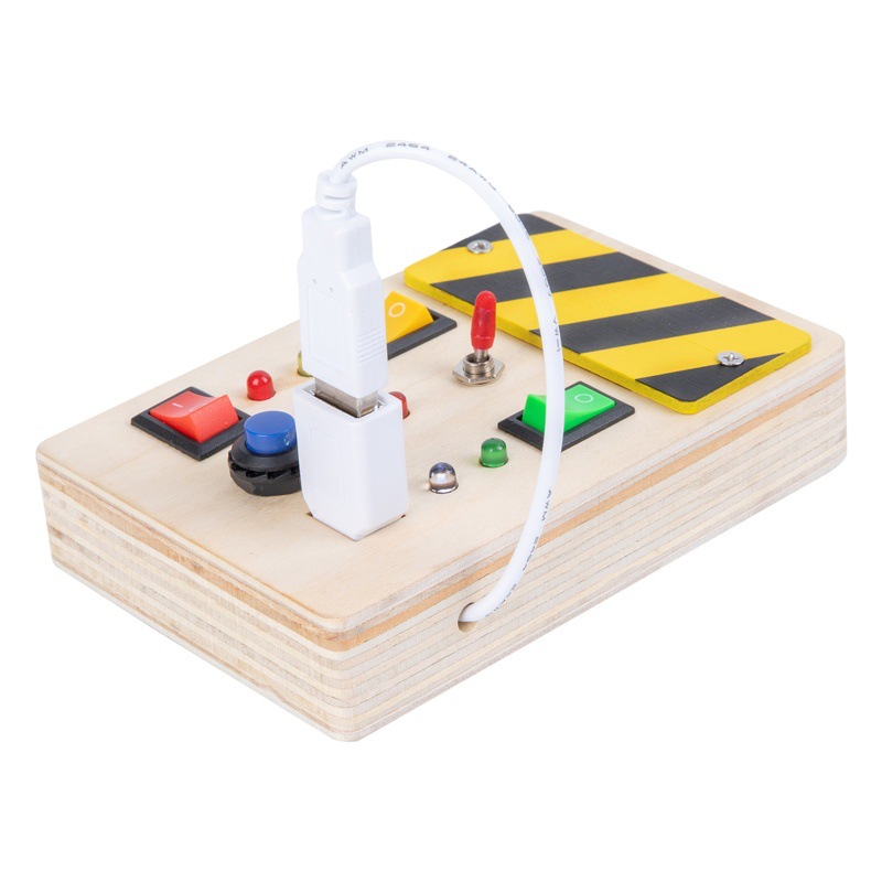 Transfronterizo popular de los niños de la educación temprana de madera LED luz socket interruptor ocupado tablero de juguete manos en juguete de madera