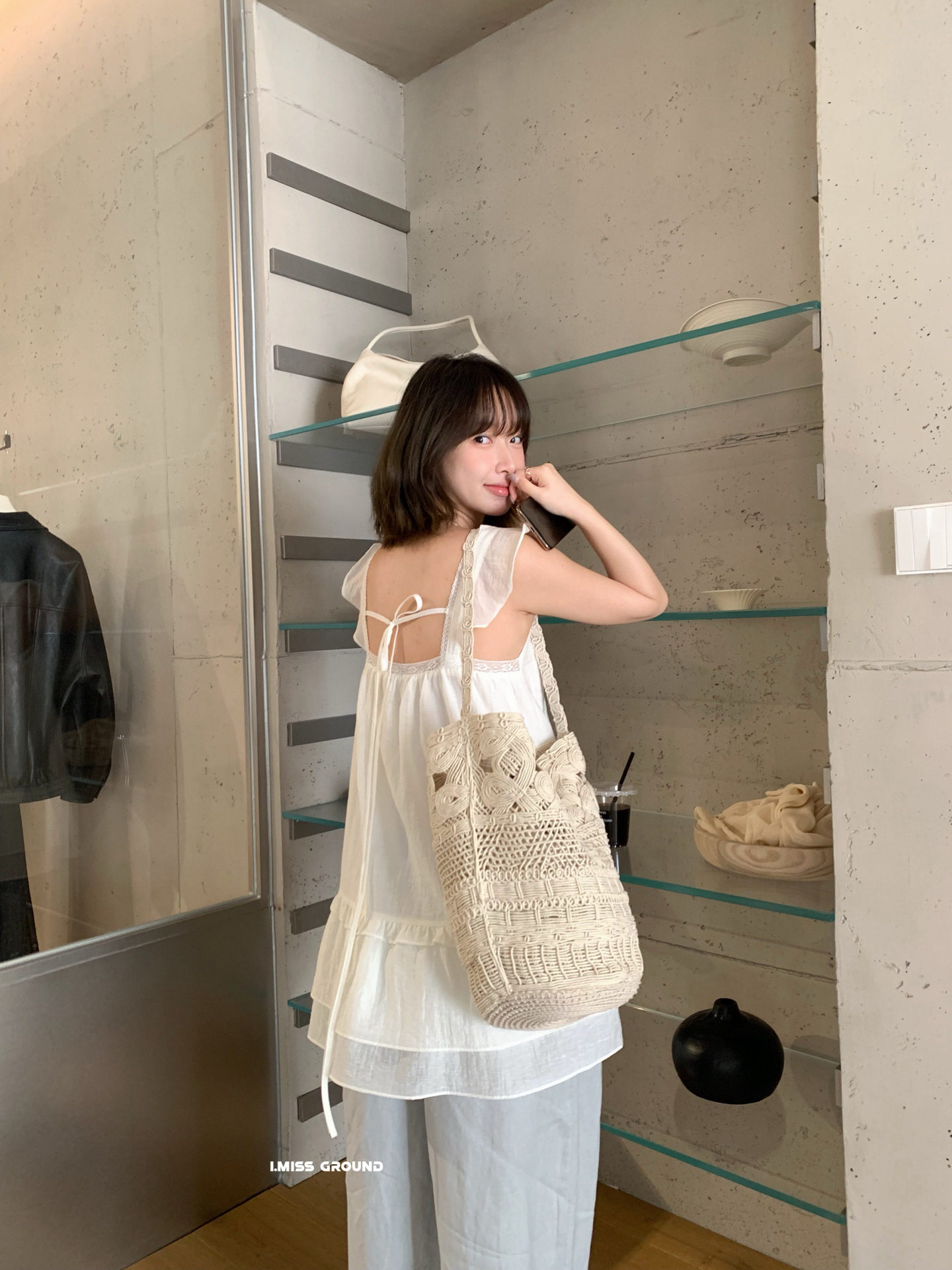 Áo hai dây phối ren xếp tầng phong cách đồng quê Pháp, tay lỡ xòe nhẹ, dáng suông thoải mái — xanh đậm, màu hồng, màu trắng, Xanh da trờicolor chi tiết 10