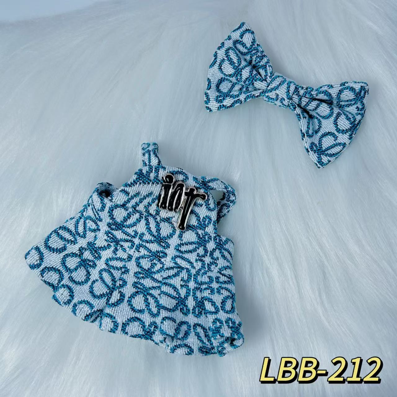 Ropa de limpieza Natasha Labubu ropa colgantes de ropa de muñeca de ropa de muñeca de alegría set de tendencia grande