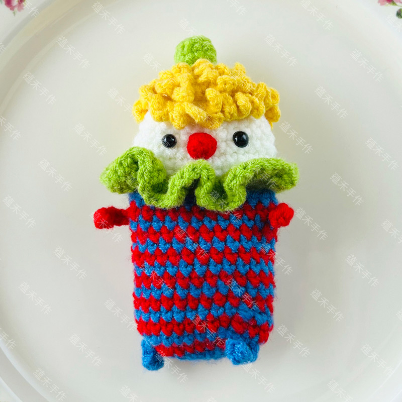 파란색과 빨간색 광대