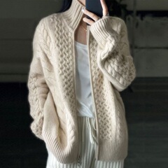 重いポンドの厚いウールのセーターの女性の毛の高い襟のファスナーのセーターのカーディガンの怠惰でゆったりしている麻の花のニットの上着のコート