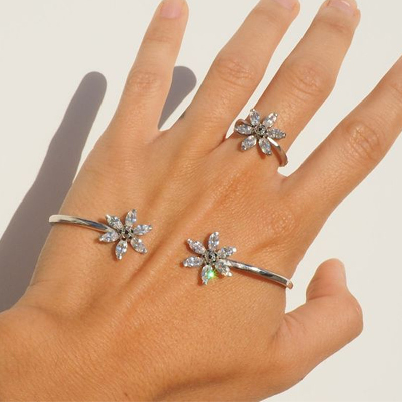 Brazalete floral de zircón personalizado anillo de dos piezas ajustable brazalete de apertura no se desvanece accesorios brazalete de mujer