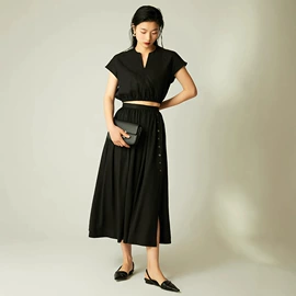 连衣裙;女式毛呢外套;其他短外套