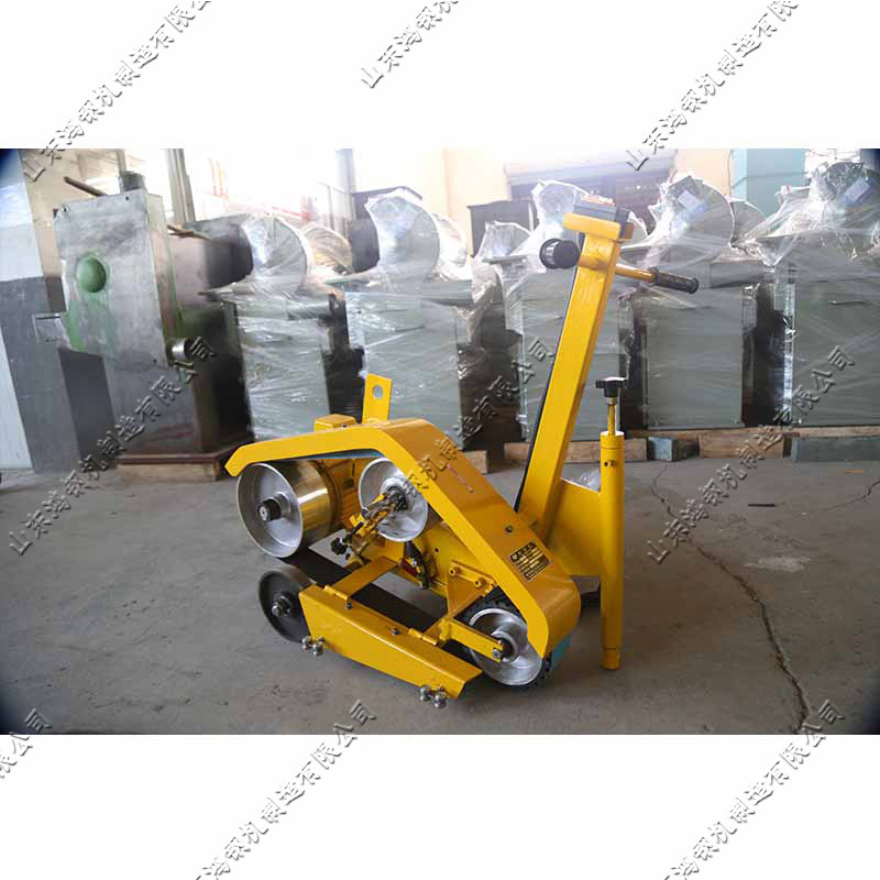 小型拼接钢板焊缝余高磨平设备 手推式钢板打磨机 钢板焊缝砂带机