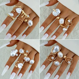 项链;戒指;耳环