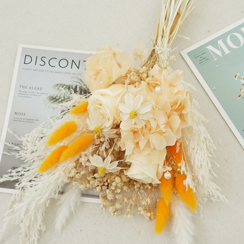 Bouquet de fleurs séchées rose éternelle et gypsophile déco_voghion.com