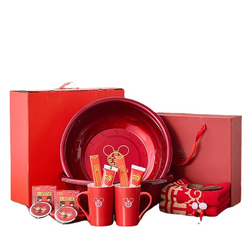 A comprehensive collection of high-end wedding supplies for the bride and groom, dowry preparations, wash basin, red basin, wedding dowry set