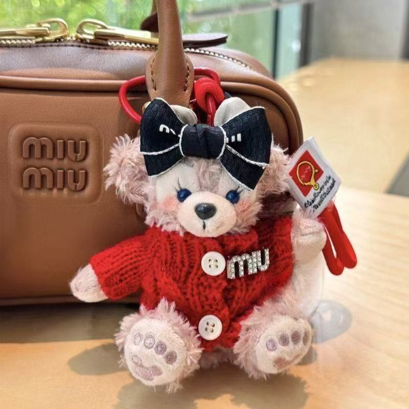 다재다능한 빨간색 스웨터 로즈