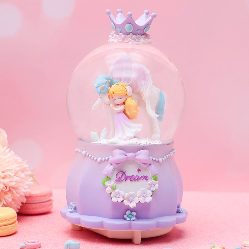 Romántico secreto bosque bola de cristal luminosa caja de música caballo blanco creativo decoración de escritorio de niña regalo de estudiante al por mayor