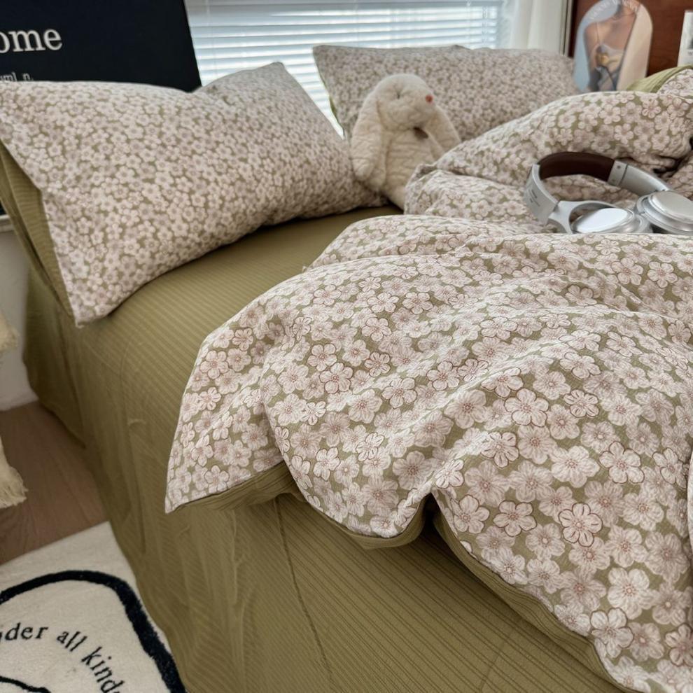 Floral Jacquard Double Layer Cotton Bedding Set For Bedroom_voghion.com