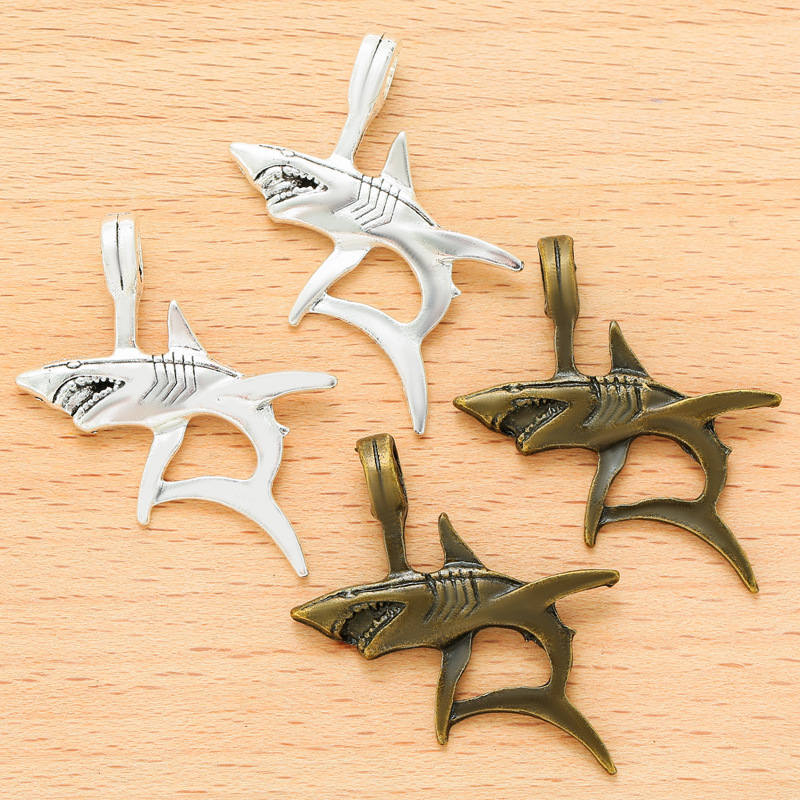 1 diy alloy jewelry accessories shark alloy pendant retro small pendant D718