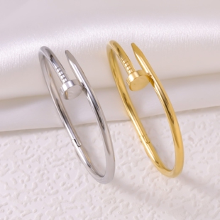 �W���������������CŮ�䓱�����{���t�Ƚ��P�18k�֭h�Ʒ