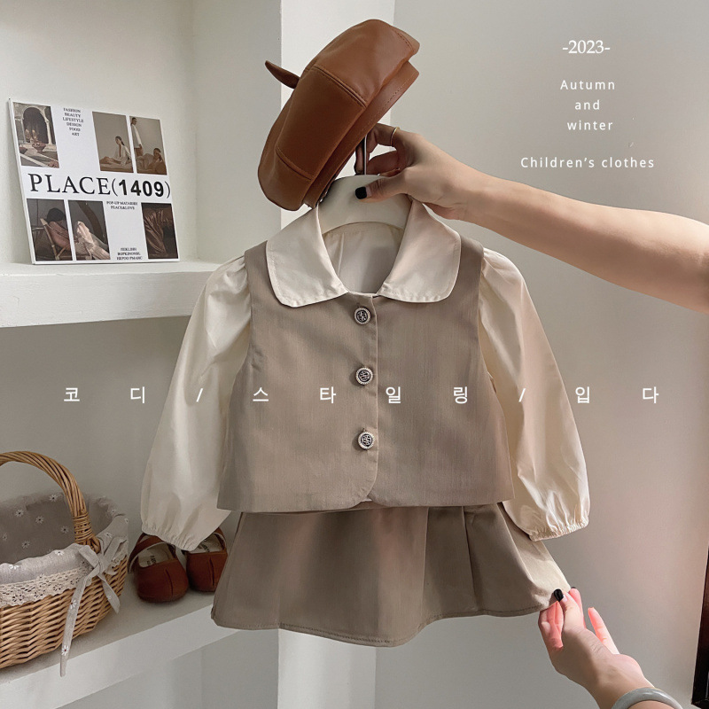 秋季新款女童韩版马甲短裙3件套宝宝洋气秋装娃娃领衬衫