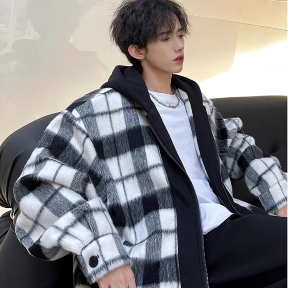 Chaqueta de hombre modelos de primavera y otoño 2024 nuevo estilo de otoño top a cuadros ropa de otoño para niños grandes abrigo de hombre delgado