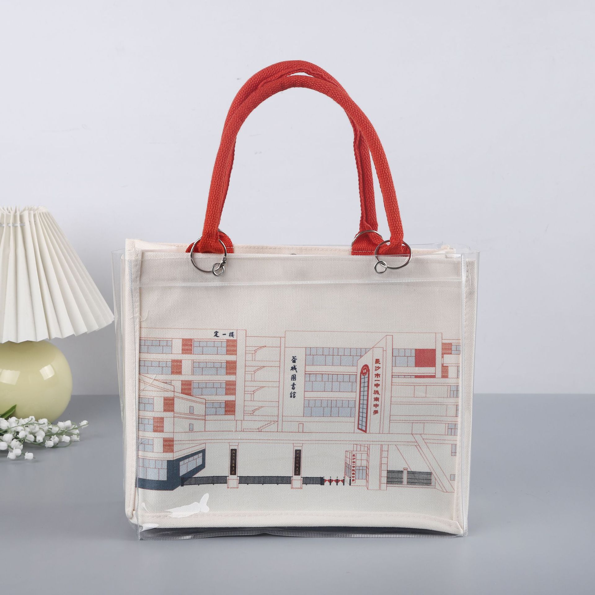 Capacious three dimensional linen bag