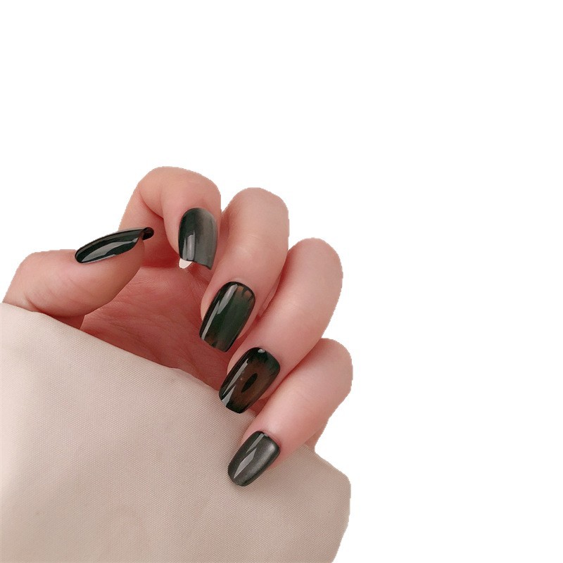 Red de celebridades con uñas hechas a mano, lentejuelas negras, color sólido, sensación de alta calidad, vestido blanco, nail art, parche de uñas terminado al por mayor