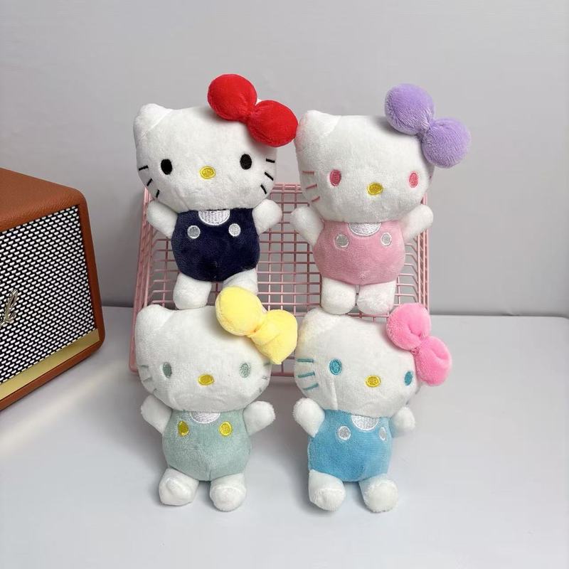 网红背带裤HelloKitty挂件猫经典款毛绒公仔挂件可爱玩偶包包挂饰|undefined
