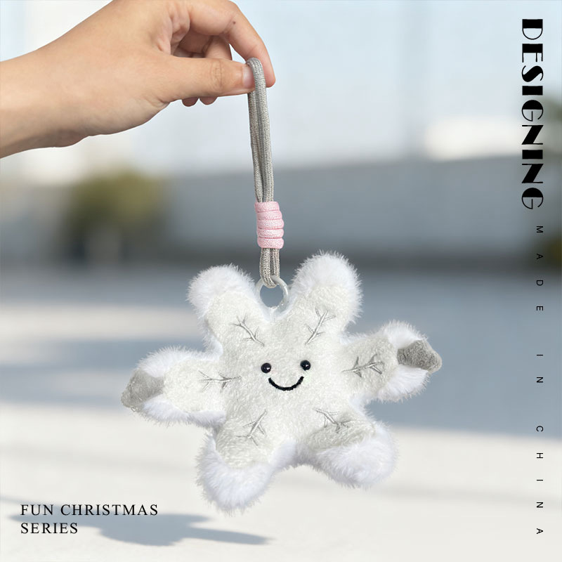 10cm snowflake pendant