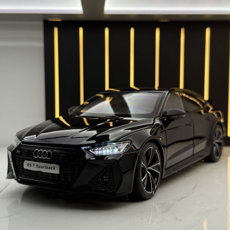 Kaiwei Alloy Car Model 1:18 Audi Rs7 Sports Car Remote Control Key with Sound and Light Toy Car Model Ornaments Dropshipping