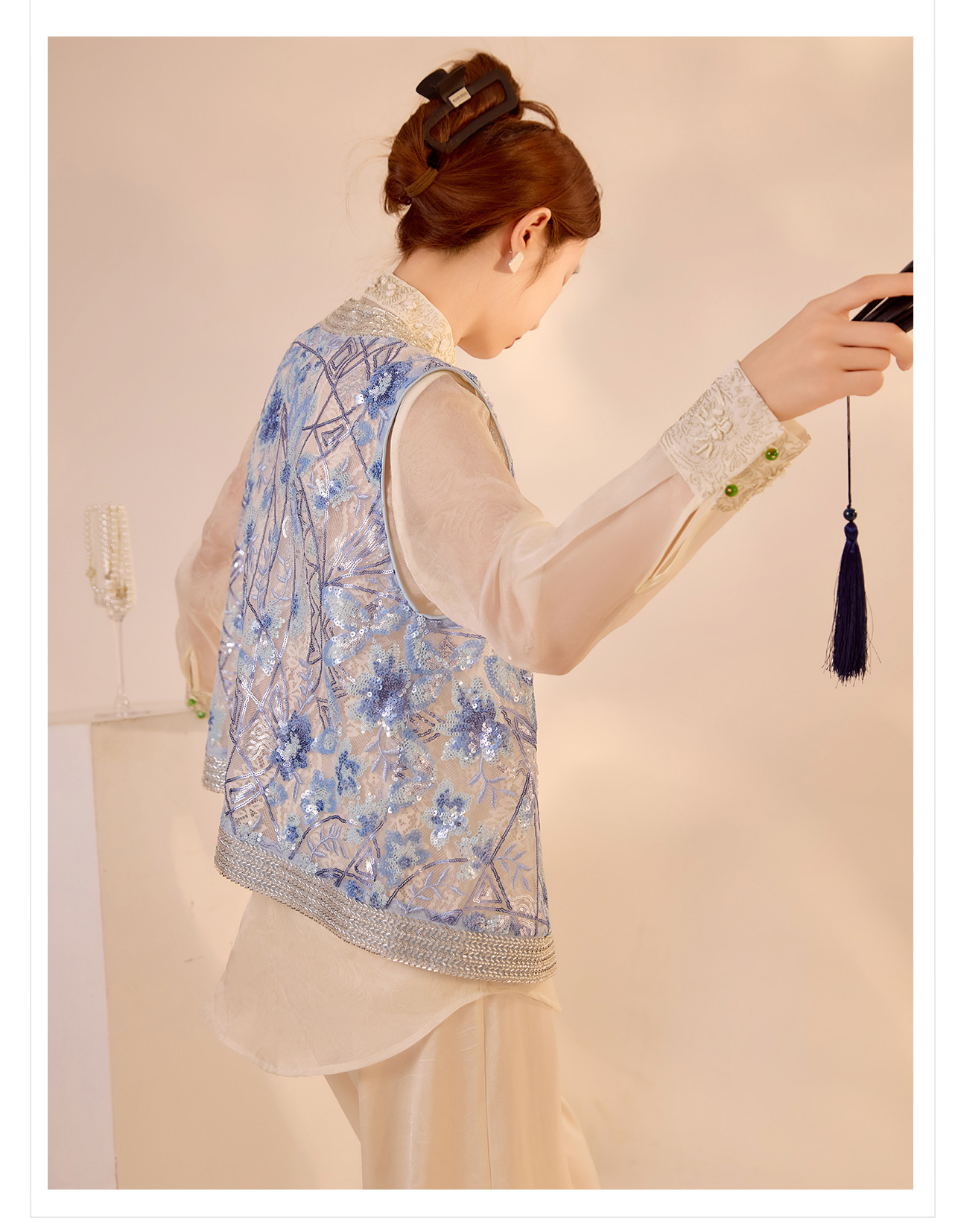 Áo vest gile nữ không tay thêu đính cườm phong cách Trung Quốc mới — màu xanh chi tiết 14