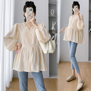 Real shot 2024 pregnant women early autumn fashion new French V-neck gentle loose doll shirt all-match top