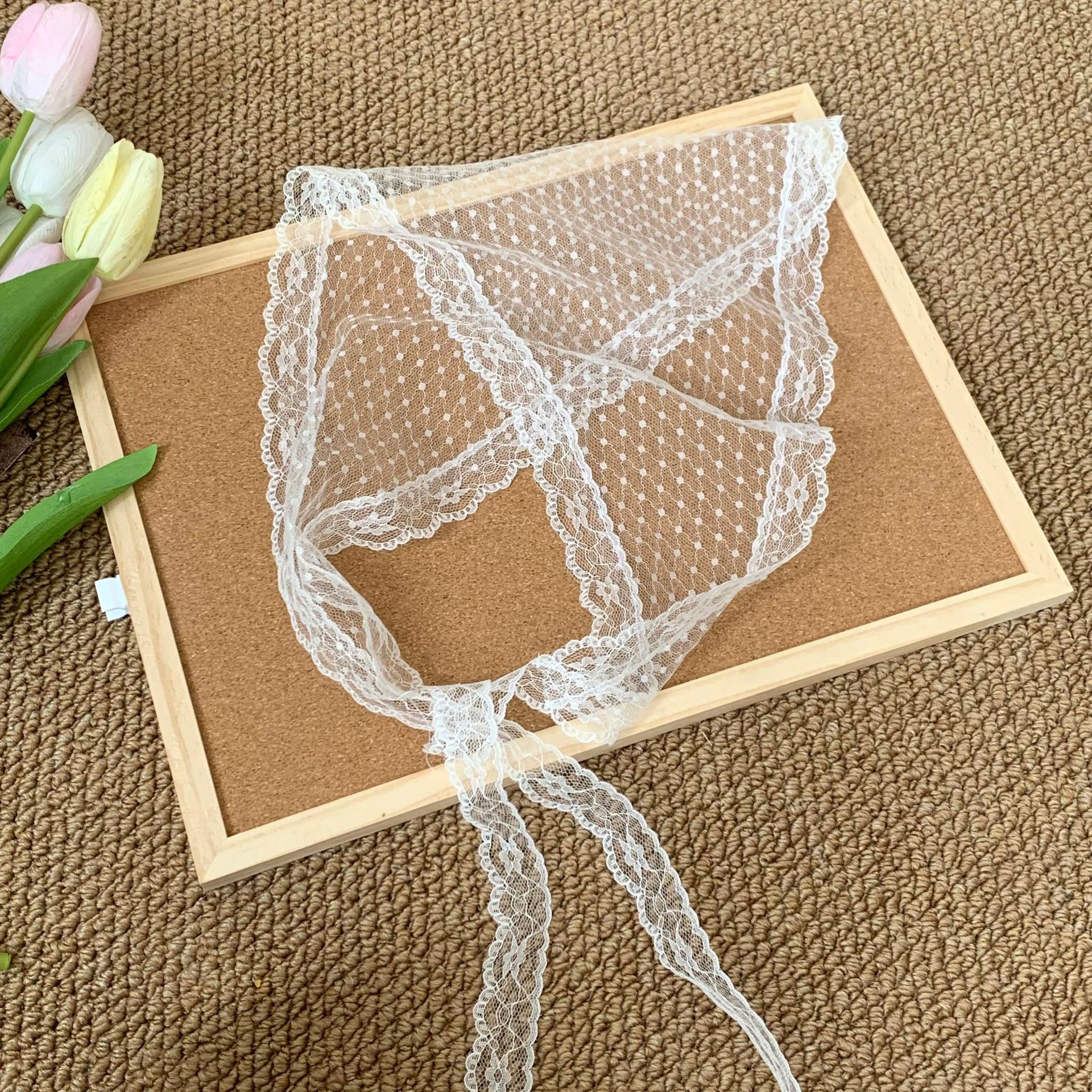 Toalla triangular de encaje para mujer, nuevo estilo de verano, protector solar, estilo fino, transpirable, bufanda de seda de moda, pañuelo en la cabeza, cinturón para el cabello, cinturón para la cintura