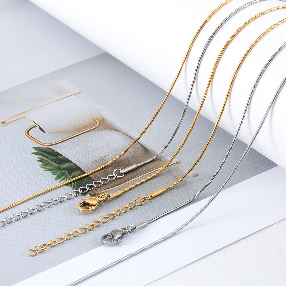 不锈钢圆蛇链45+5cm时尚高级感锁骨链百搭项链毛衣链吊坠链条配饰