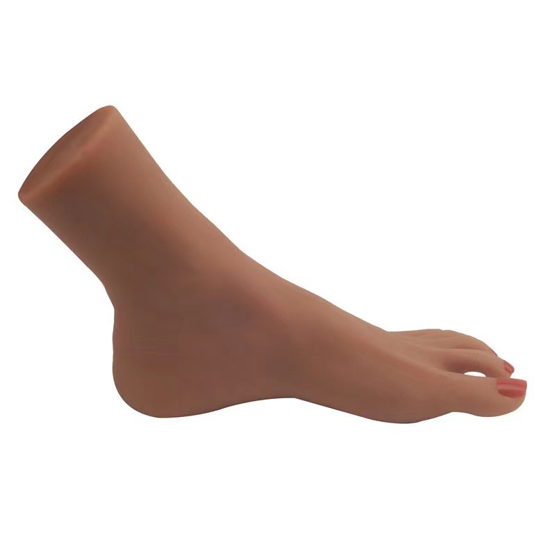 Foot-Shaped TPE Manual Masturbator Cup, Wheat-Tone Foot Model with Red Nail Detail — detail image 5