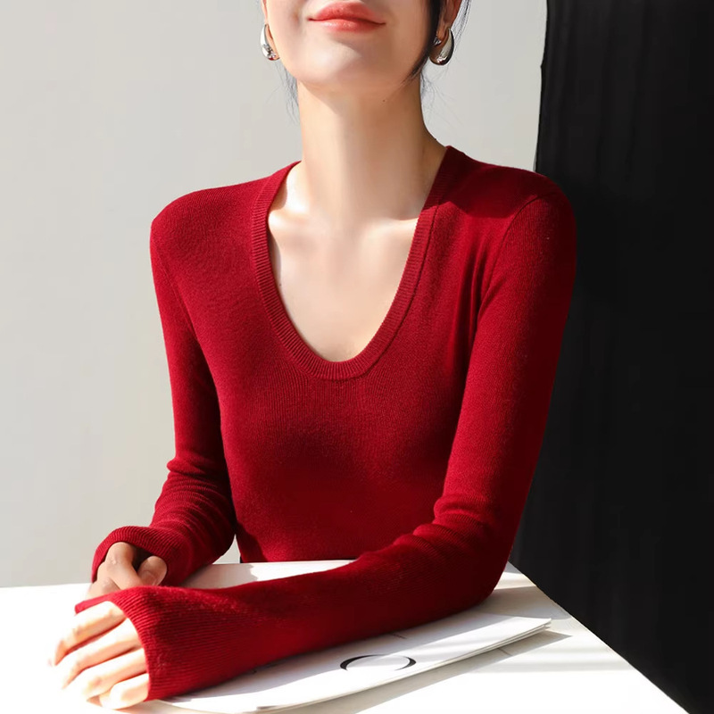 Shanghai Dan Nong Flagship Store / U-Neck Merino Wool Knit Sweater for Women, Long-Sleeved, Slim Fit, with an Egg-Shaped Neckline, Suitable as a Base Layer