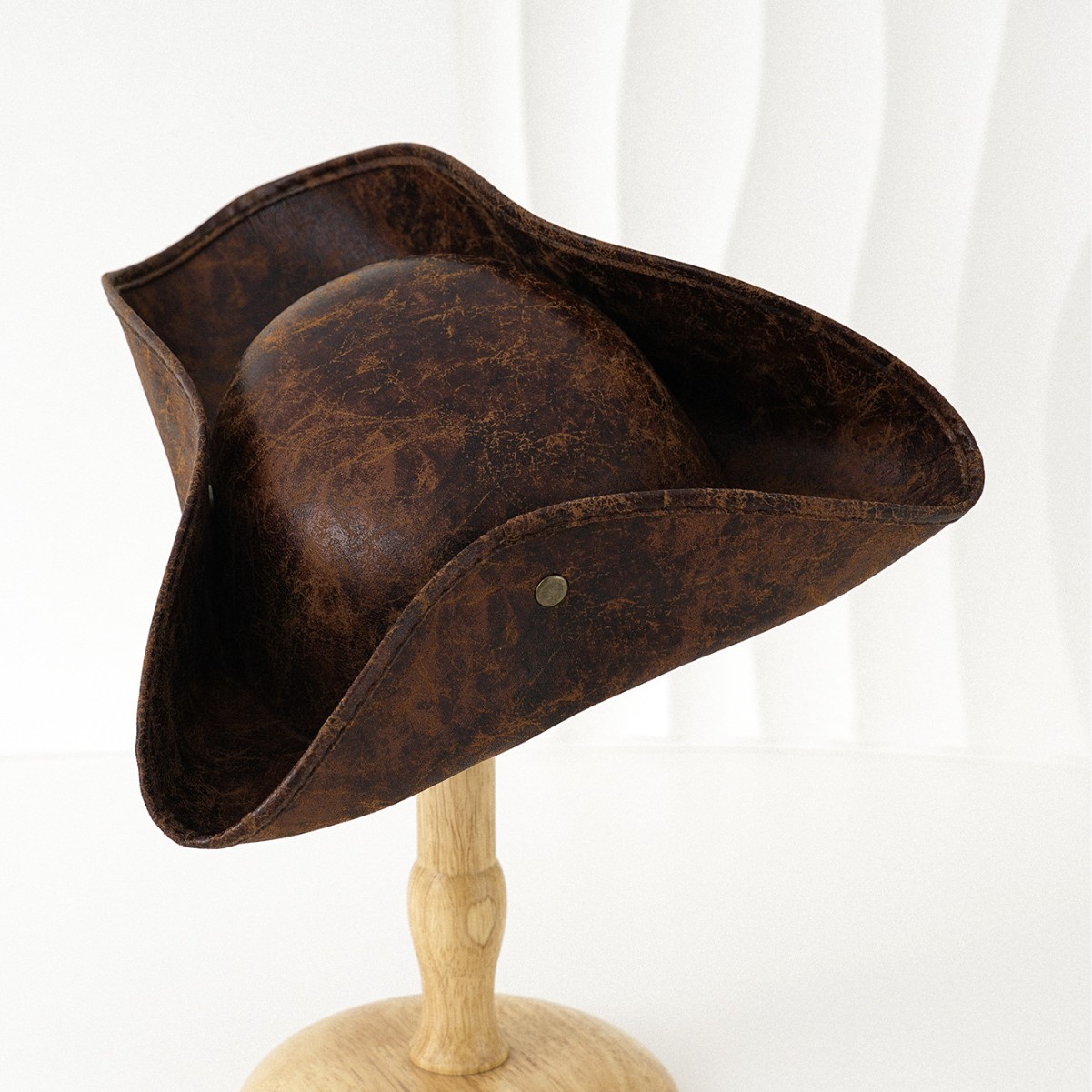 Cappello da festa unisex marrone fantasia pirata cowboy triangolare per ballo di fine anno stile western decorativo_voghion.com