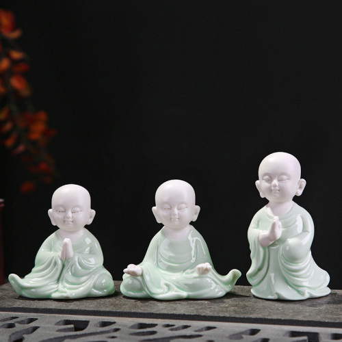 Rockery bonsai micro landscape landscaping car novice tea set tea pet Zen home desktop ceramic little monk ornaments