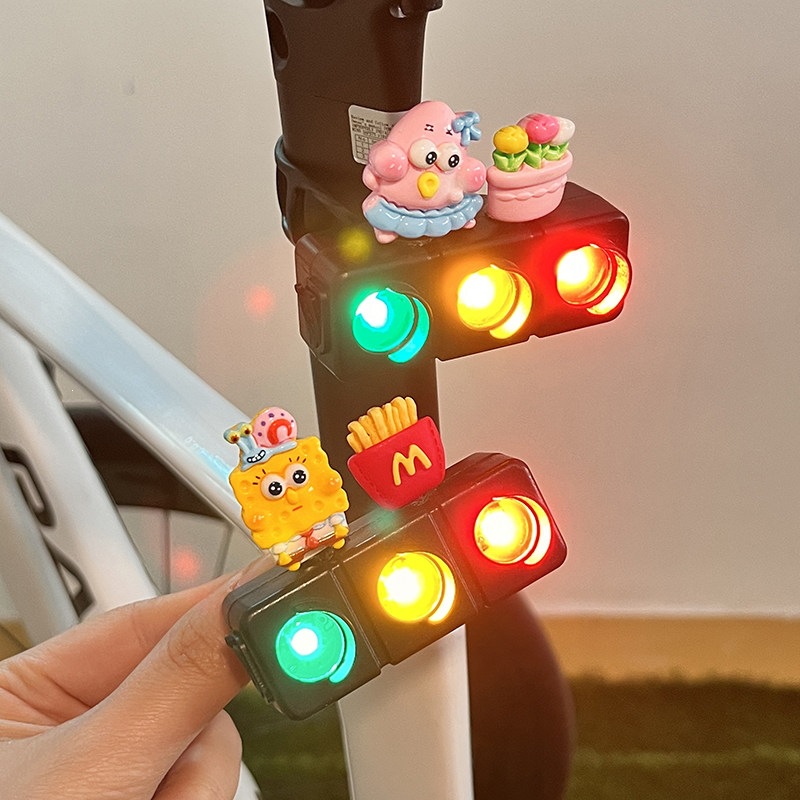 Suitable for bicycle riding tail lights, rechargeable, cute crayon elephant design, road and mountain bike warning light, flashing single light