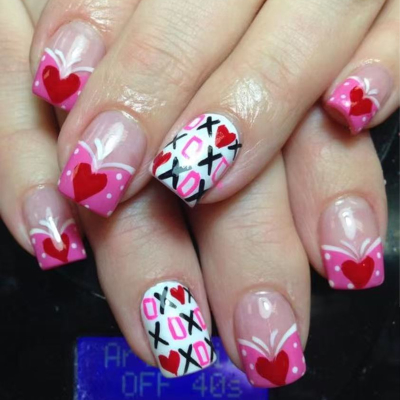 2025 Short Square Valentine's Day Pink French Wave Dot XO Design Sweet Cute Style Nail Art Nail