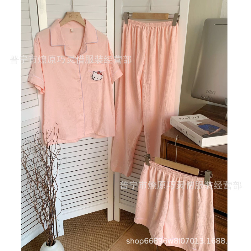 Pajamas de tres piezas de torta de oso para mujeres de verano, pantalones de manga corta, nubes de algodón adorable, viento en 2025 nueva ropa para el hogar
