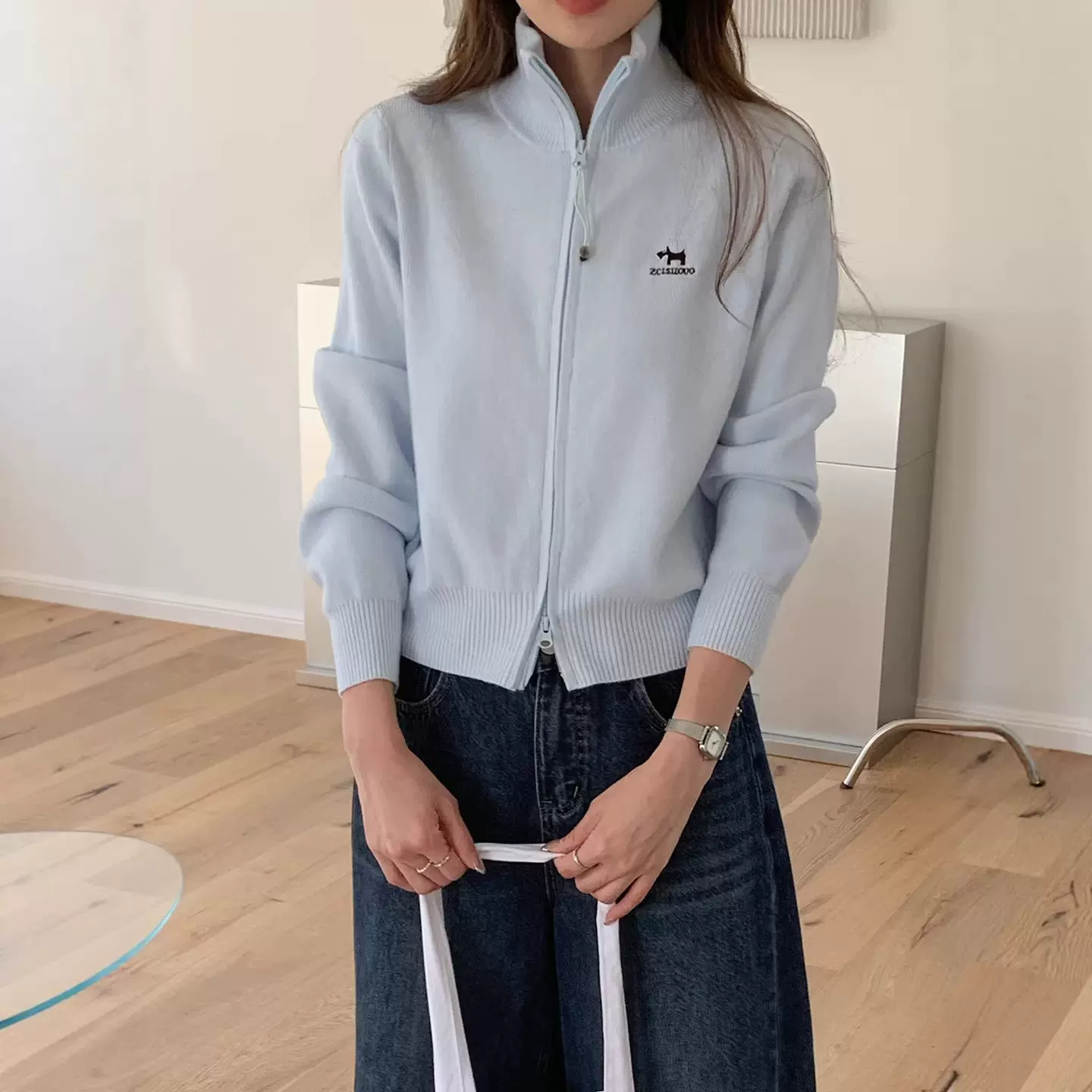 春季新款女装时尚休闲穿搭轻盈透气宽松剪裁多色可选韩系立领毛衣