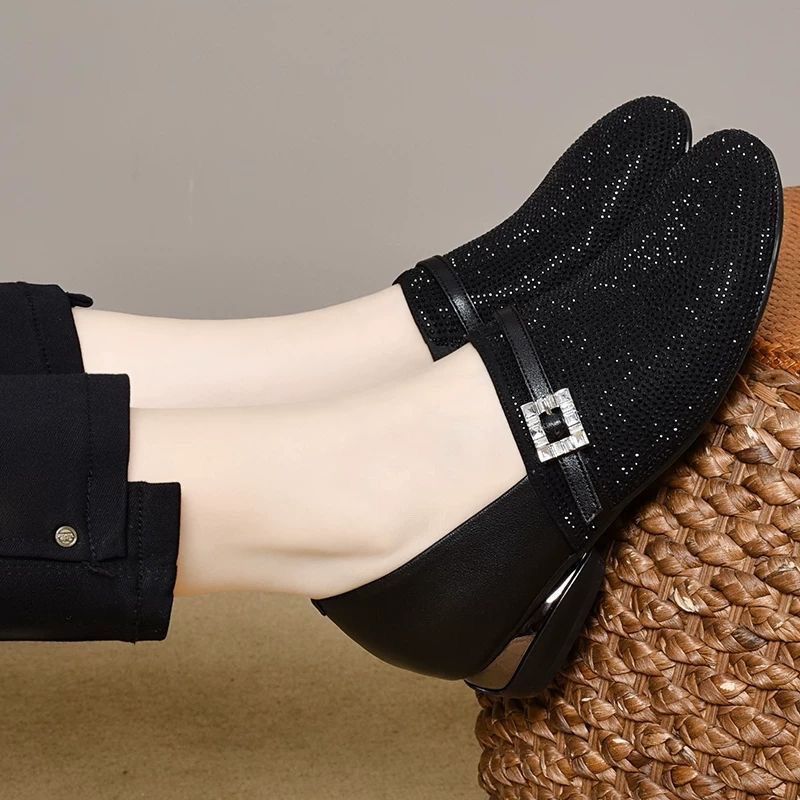 2026 nuevo verano para usar zapatos de mujer de alta calidad con suela suave, zapatos de moda con tacón pequeño, zapatos de moda superfluos