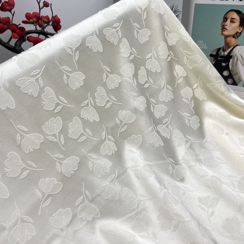 厂家直销 色丁缎面提花仿真丝暗纹郁金香 春夏连衣裙睡衣提花面料