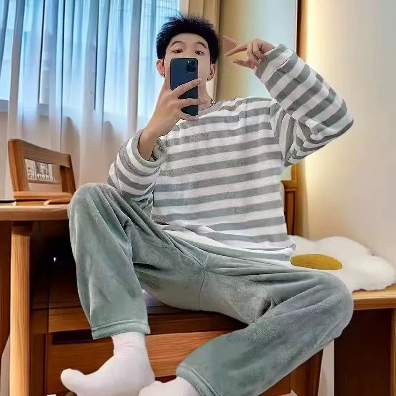 Фланелевая пижама в полоску мужская зимняя свободная пуловина подросток большой размер коралловый бархат