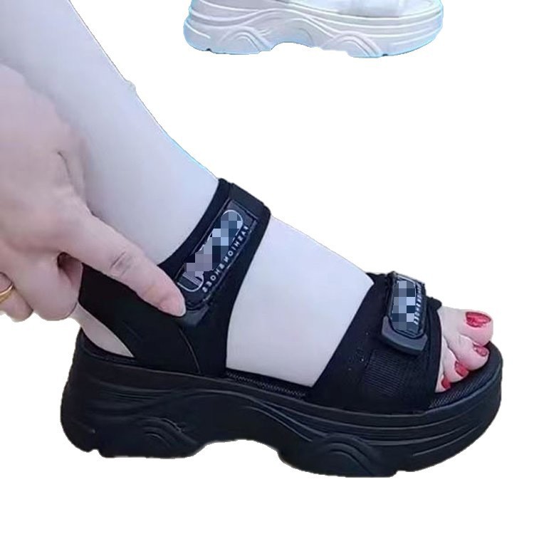 Sandallas deportivas para mujeres 2026 nuevo verano con falda velcro con una pendiente gruesa de fondo suave muffin zapatos de playa para mujeres