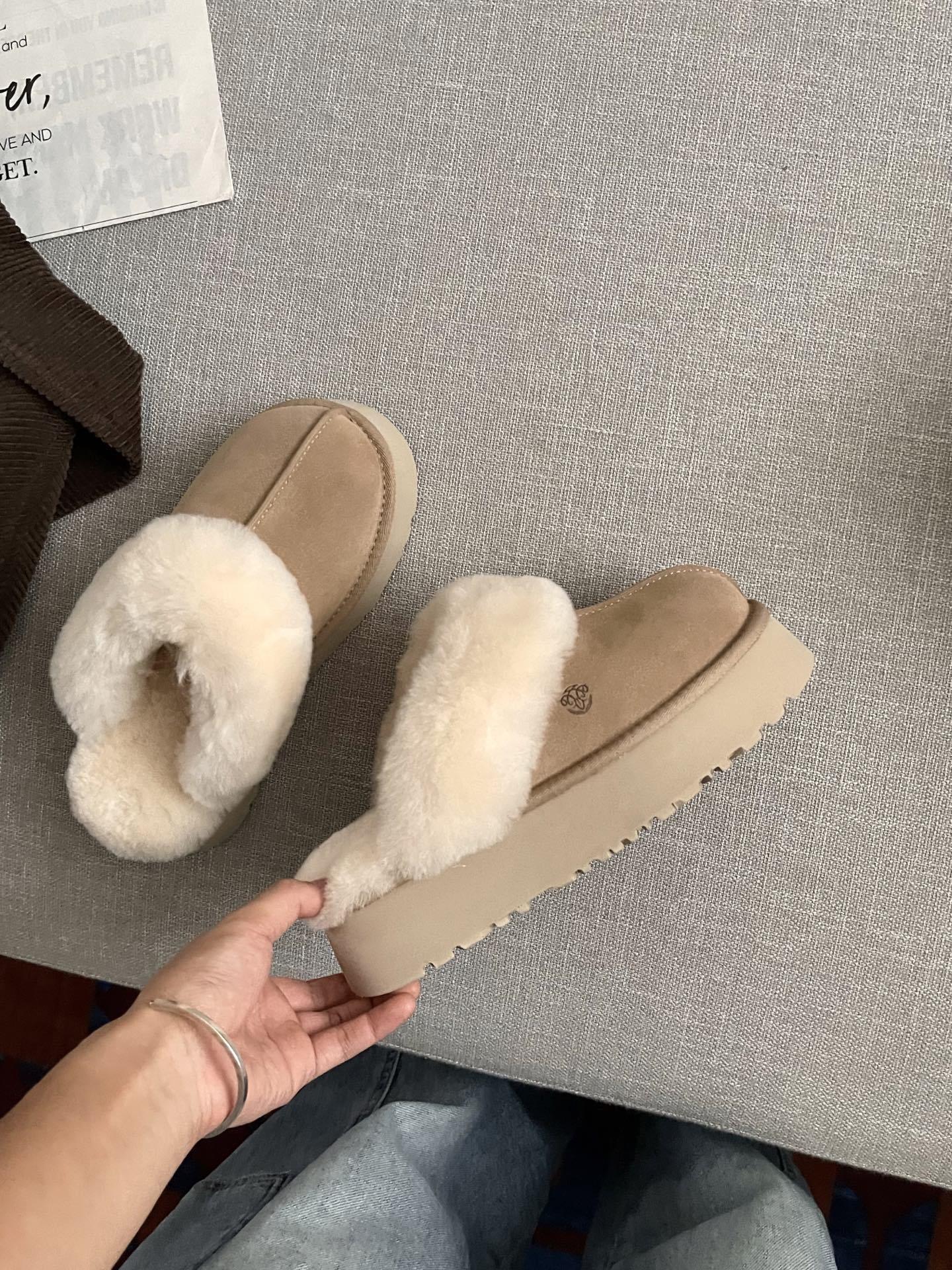 Stivali da neve corti in pelle di pecora con fodera in pile 2025 autunno inverno cotone caldo ispessito scarpe da donna con rialzo_voghion.com