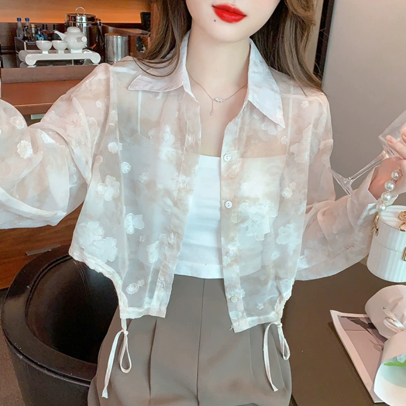 Дышащая цветочная короткая солнцезащитная одежда, новинка лета 2025 года, свободная повседневная рубашка на шнуровке, легкая куртка