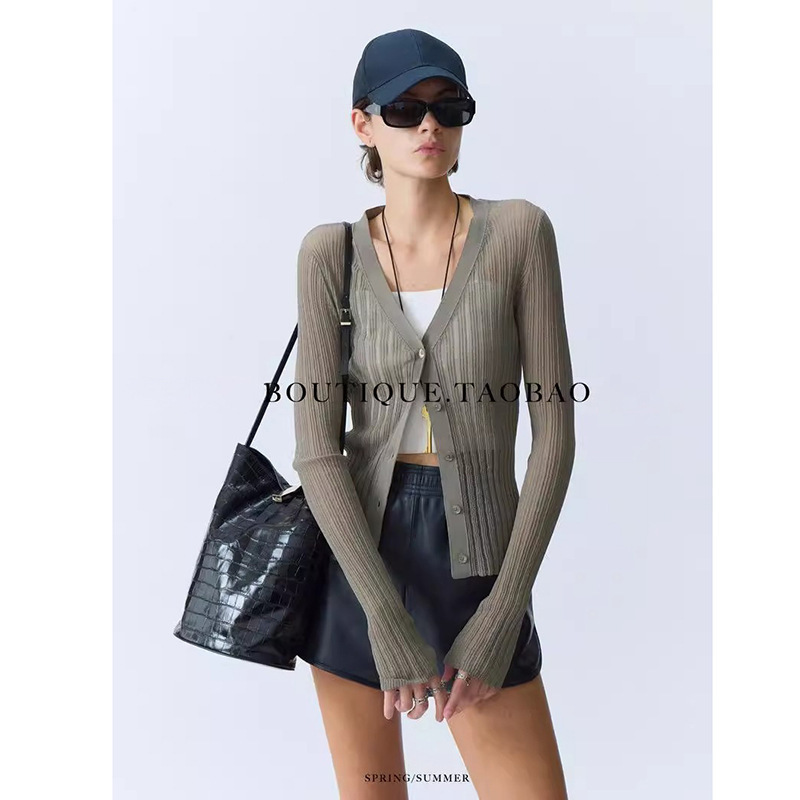 High-Quality Same Style Source Factory Slimming Hollow Mulberry Silk Slightly See-Through Lightweight Outer Knit Cardigan Sun Protection Top for Women