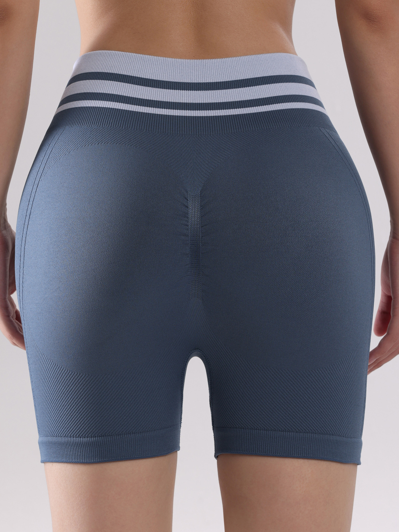 Pantalones cortos de yoga sin costuras de cintura alta de color en contraste Pantalones cortos deportivos para correr al aire libre para mujer