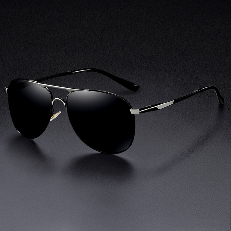 87 black silver frames (during the day to prevent strong light ultraviolet)
