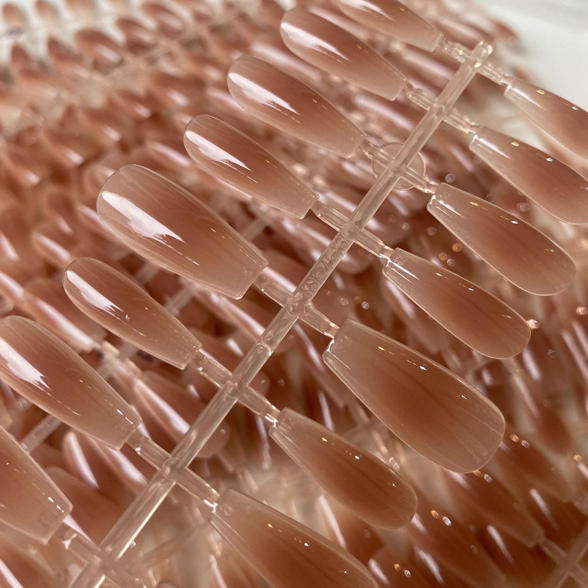 冰透腮红半成品纯手工穿戴甲片 甲油胶喷涂甲片预制甲穿戴甲美甲