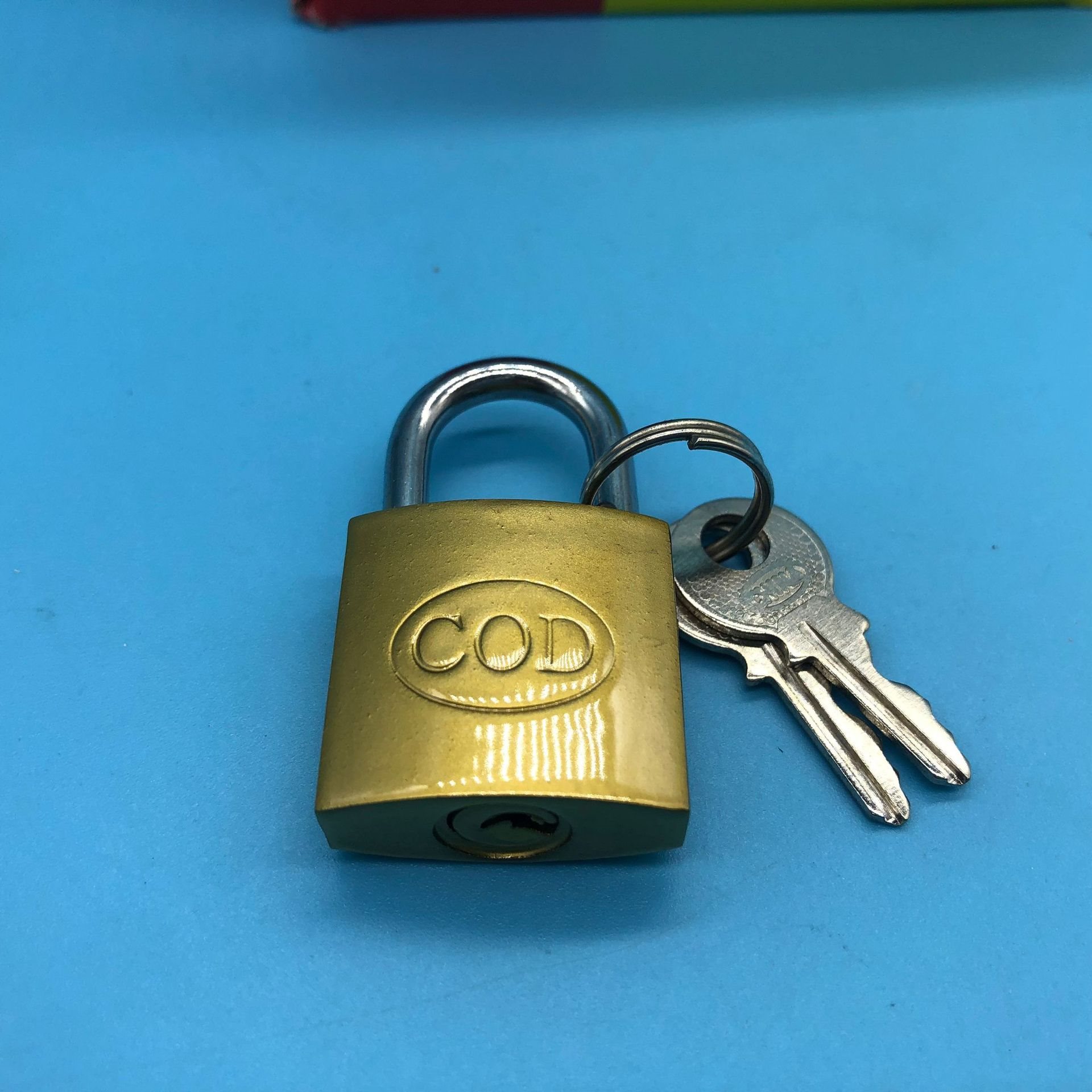 25厘米仿铜挂锁 直开锁一字钥匙铁挂锁小锁头安锁子抽屉锁 赠品