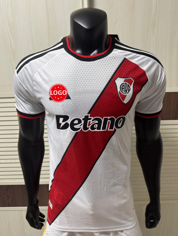 2627 camisetas de fútbol versión jugador, nuevas camisetas de fútbol de clubes como Barcelona, Real Madrid, Bayern, Arsenal, París.